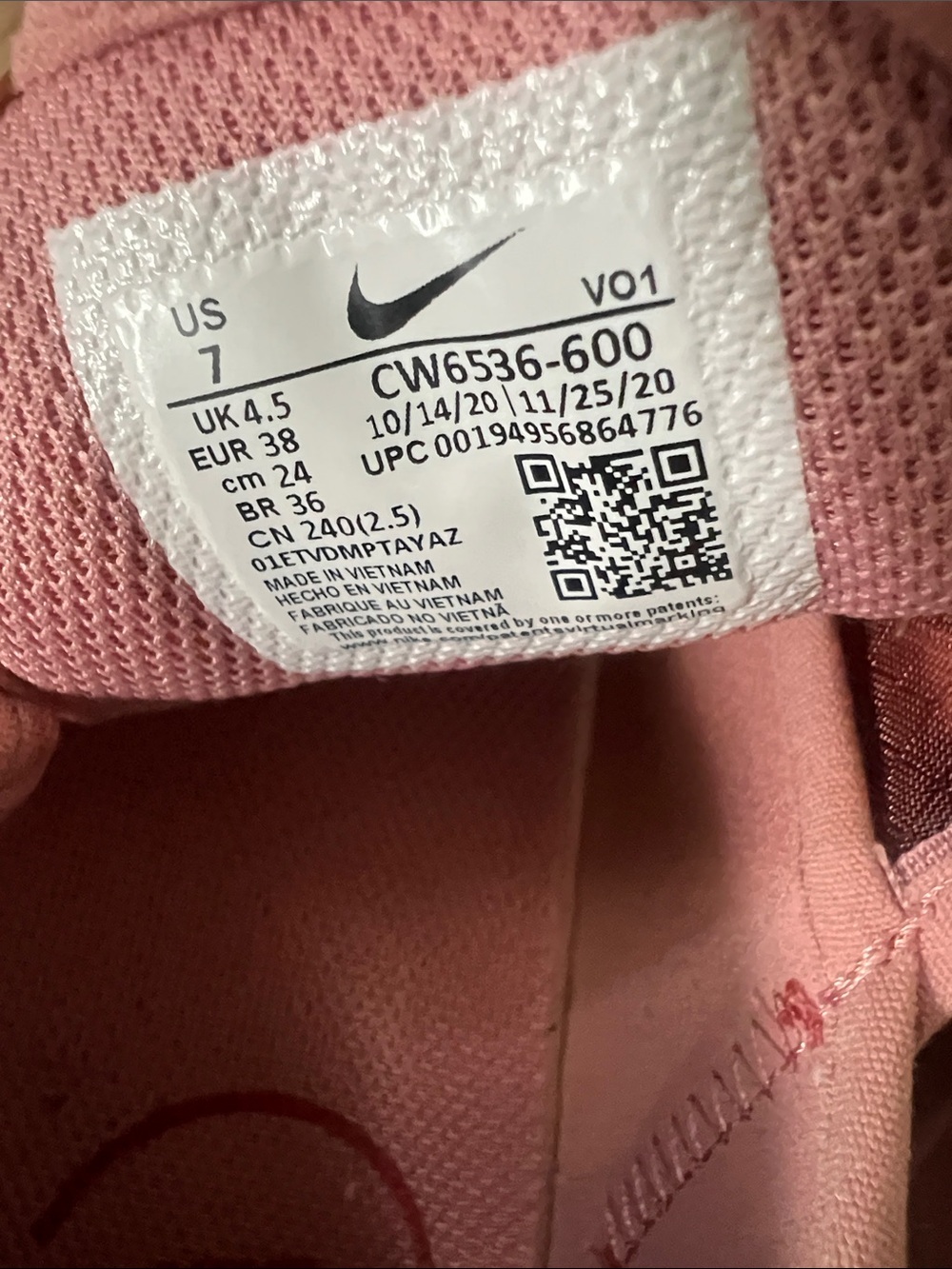 Nike Coral Pink Low-Top Sneakers - Picture 6 of 8
